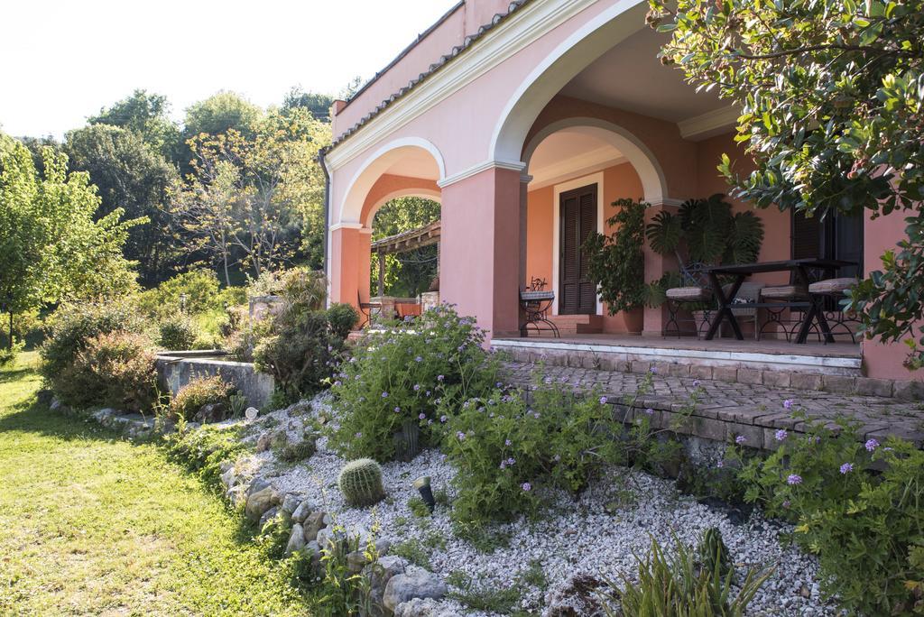 Agriturismo La Vecchia Quercia San Cipriano Picentino Εξωτερικό φωτογραφία