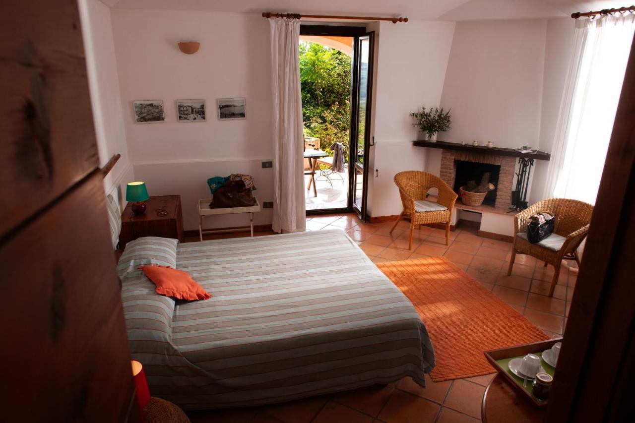 Agriturismo La Vecchia Quercia San Cipriano Picentino Εξωτερικό φωτογραφία